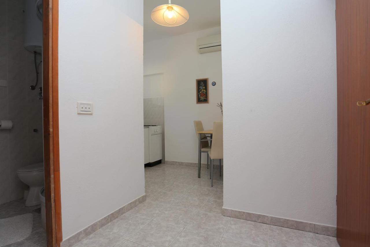 Apartments With A Parking Space Lokva Rogoznica, Omis - 17645 المظهر الخارجي الصورة