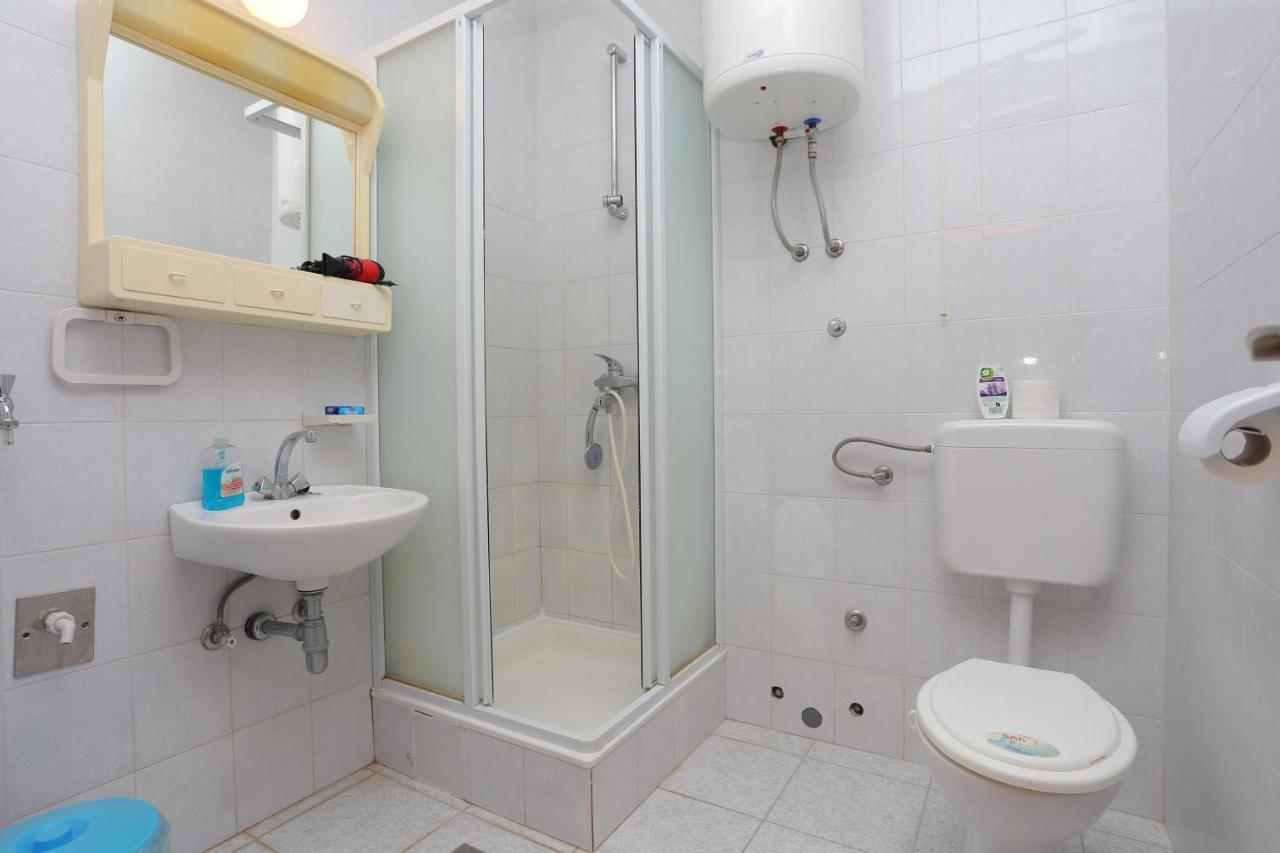 Apartments With A Parking Space Lokva Rogoznica, Omis - 17645 المظهر الخارجي الصورة